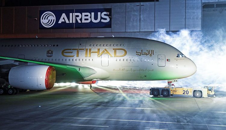 پرواز تجاری مسافرتی